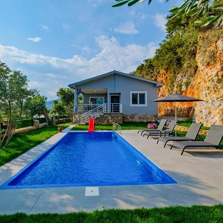 Vila Goecek Deniz Manzarali Kiralik